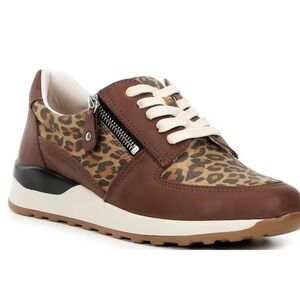 Brioso Mimi Leopard Leather Zip-Up Sneakers NWT size 9 lace up comfort chic